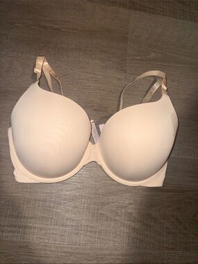Victoria's Secret Lightly Lined T-Shirt Bra Cream Tan 34DD